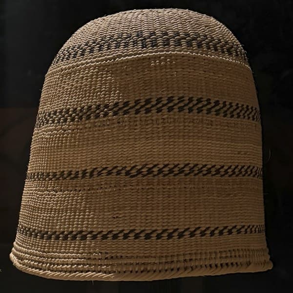 Light striped shade, unlit